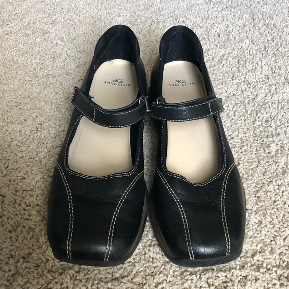 mary jane type shoes